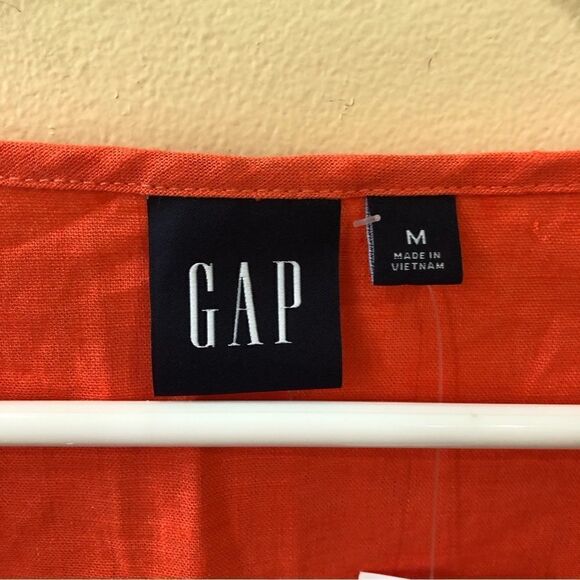 Gap Linen Blend V-Neck Short Sleeve Top - Picture 3 of 5